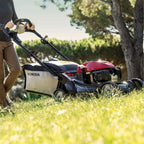 Honda HRX 476 HY Self-Propelled Petrol Lawn Mower with Mulching & Roto Stop
