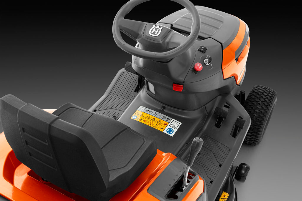 Husqvarna TS 112 Garden Tractor