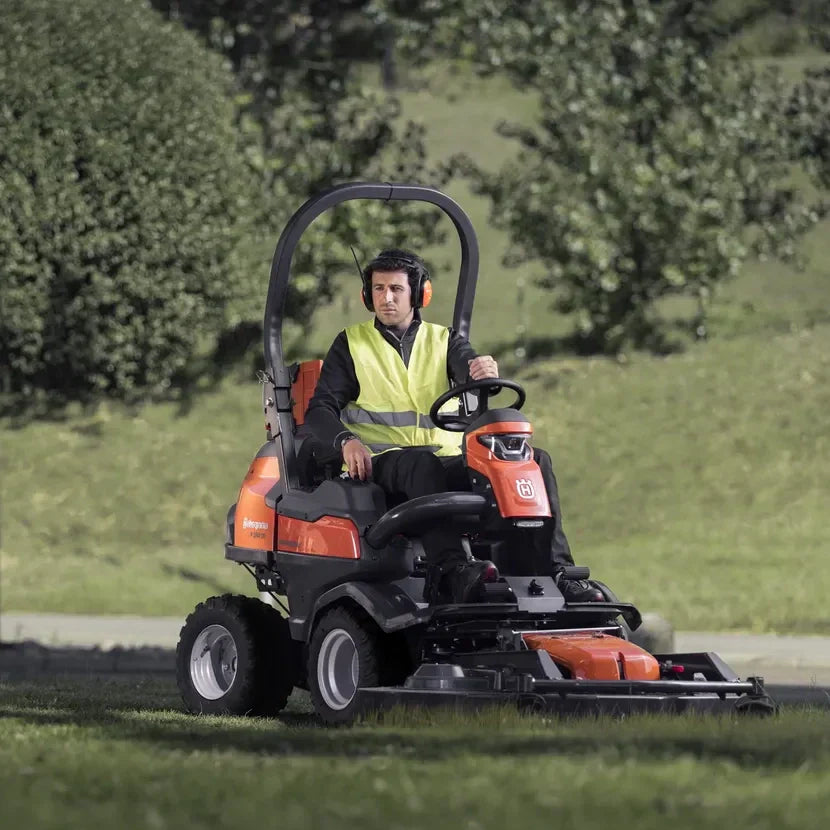 Husqvarna P 524X EFI Ride-On Mower