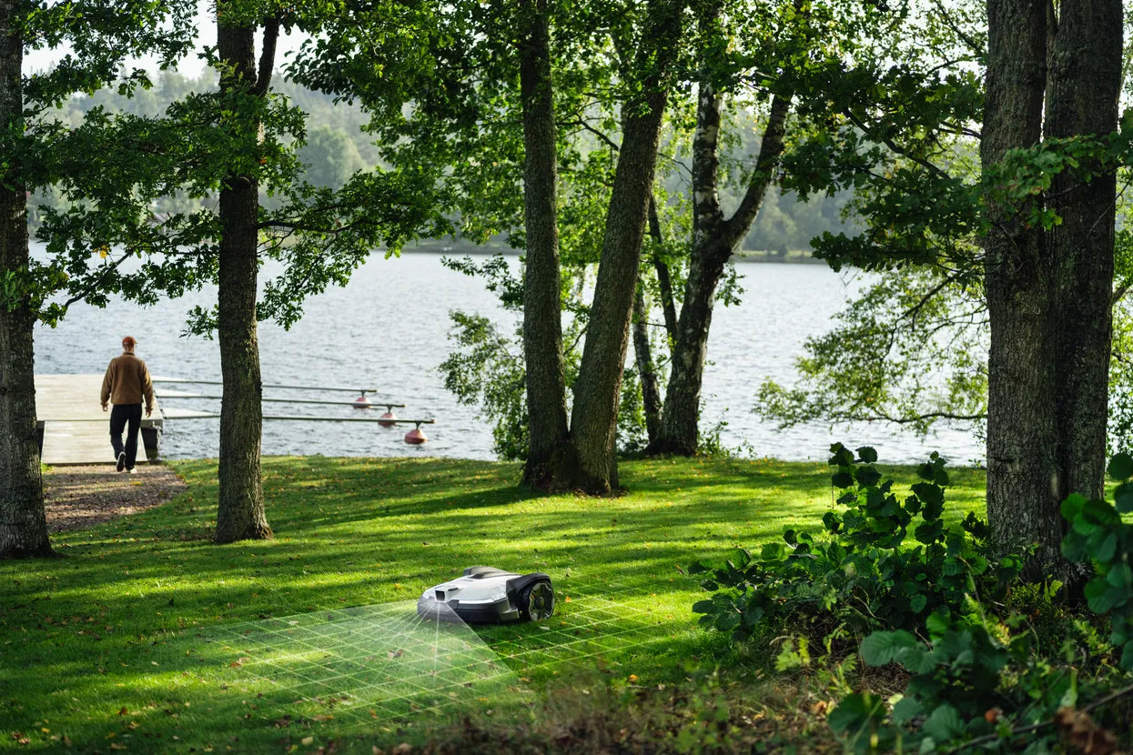 Husqvarna Automower 450V NERA Robotic Lawn Mower